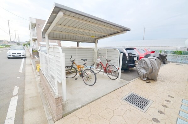 グランドライフB棟の物件内観写真